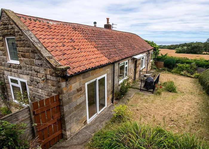 Sea View Dunsley * Sandsend